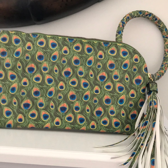 Calin Collection Wristlet Purse - Picture 4 of 8